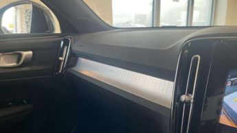 Volvo XC40 Recharge 1.5 T4 Recharge PHEV Plus Dark 5dr Auto