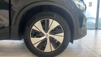 Volvo XC40 Recharge 1.5 T4 Recharge PHEV Plus Dark 5dr Auto