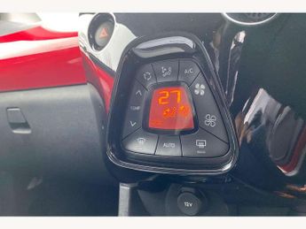 Toyota Aygo 1.0 VVT-i X-Style 5dr x-shift