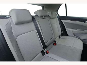 Volkswagen Golf 1.5 eTSI 150 Life 5dr DSG