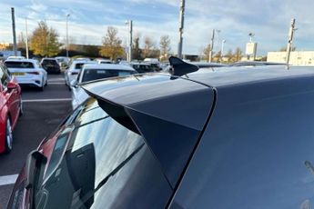 Volkswagen Golf 1.5 eTSI 150 Life 5dr DSG