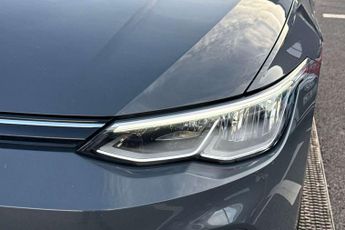 Volkswagen Golf 1.5 eTSI 150 Life 5dr DSG