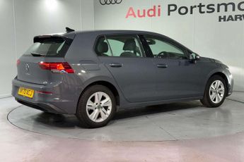 Volkswagen Golf 1.5 eTSI 150 Life 5dr DSG