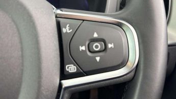 Volvo XC60 2.0 B5P Core 5dr AWD Geartronic