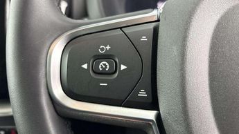 Volvo XC60 2.0 B5P Core 5dr AWD Geartronic