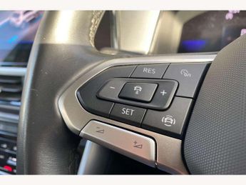 Volkswagen T-Roc 1.5 TSI Life 5dr DSG