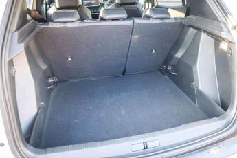 Peugeot 2008 1.2 Hybrid 136 GT 5dr e-DSC6