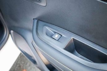 Peugeot 2008 1.2 Hybrid 136 GT 5dr e-DSC6