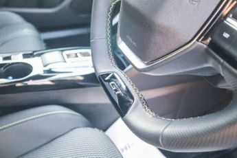 Peugeot 2008 1.2 Hybrid 136 GT 5dr e-DSC6