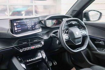 Peugeot 2008 1.2 Hybrid 136 GT 5dr e-DSC6