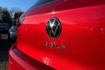 Volkswagen Golf 1.5 eTSI 150 Life 5dr DSG