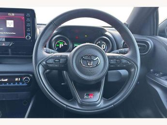 Toyota Yaris 1.5 Hybrid GR Sport 5dr CVT