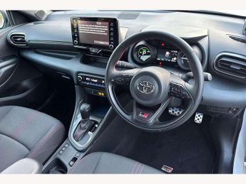 Toyota Yaris 1.5 Hybrid GR Sport 5dr CVT