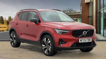 Volvo XC40 2.0 B3P Plus Dark 5dr Auto