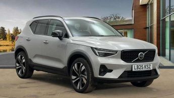Volvo XC40 2.0 B4P Ultra Dark 5dr Auto