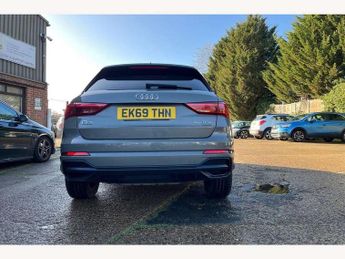 Audi Q3 40 TFSI Quattro S Line 5dr S Tronic