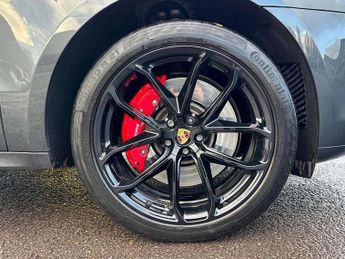 Porsche Macan GTS 5dr PDK