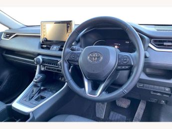 Toyota RAV4 2.5 VVT-i Hybrid Design 5dr CVT 2WD