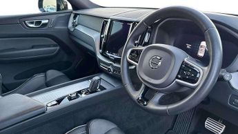Volvo XC60 2.0 B5P R DESIGN 5dr AWD Geartronic