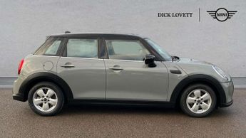 MINI Hatchback 5dr 1.5 Cooper Classic 5dr Auto