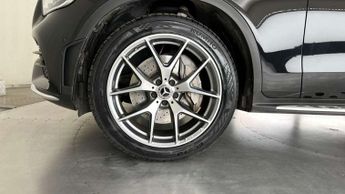 Mercedes-Benz GLC Coupe GLC 300 4Matic AMG Line Prem Plus 5dr 9G-Tronic