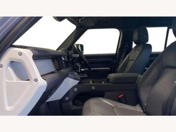 Land Rover Defender 3.0 D250 SE 110 5dr Auto