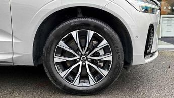 Volvo XC60 2.0 B5P Plus Dark 5dr AWD Geartronic