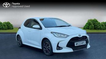 Toyota Yaris 1.5 Hybrid Design 5dr CVT