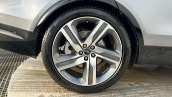 Land Rover Discovery 3.0 D300 R-Dynamic HSE 5dr Auto