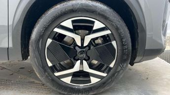 Peugeot 2008 1.2 Hybrid 136 GT 5dr e-DSC6