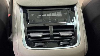 Volvo XC90 2.0 B5P Plus Dark 5dr AWD Geartronic