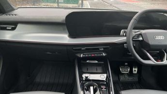 Audi Q3 1.5 e-Hybrid S Line 5dr S Tronic