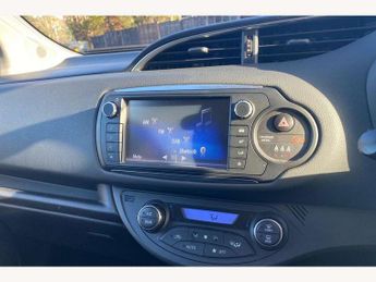 Toyota Yaris 1.5 Hybrid Excel 5dr CVT