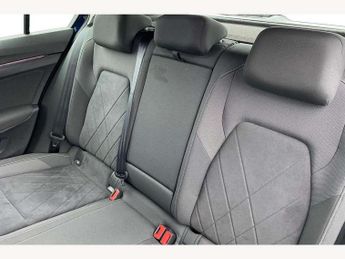 Volkswagen Golf 1.4 TSI eHybrid Style 5dr DSG