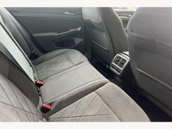 Volkswagen Golf 1.5 eTSI 150 Style 5dr DSG