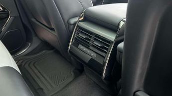 Land Rover Range Rover Sport 3.0 D300 Dynamic SE 5dr Auto