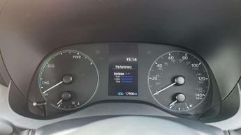 Toyota Yaris 1.5 Hybrid Icon 5dr CVT