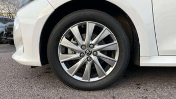 Toyota Yaris 1.5 Hybrid Icon 5dr CVT