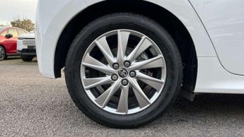 Toyota Yaris 1.5 Hybrid Icon 5dr CVT