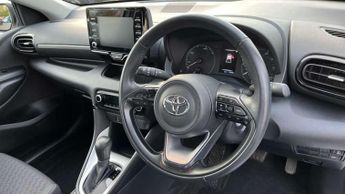 Toyota Yaris 1.5 Hybrid Icon 5dr CVT