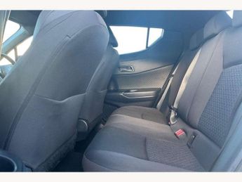 Toyota C-HR 1.8 Hybrid Design 5dr CVT