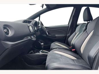 Toyota Yaris 1.5 Hybrid GR-Sport 5dr CVT
