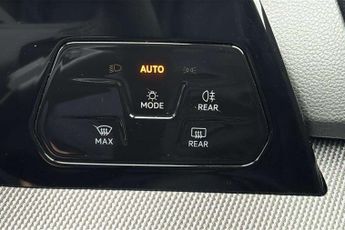 Volkswagen Golf 2.0 TDI 150 R-Line 5dr DSG