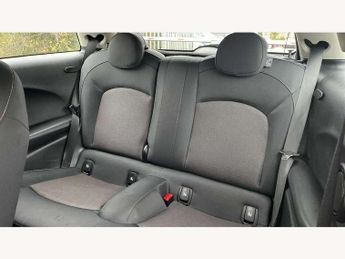 MINI Hatchback 1.5 Cooper Classic 3dr Auto