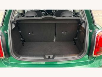 MINI Hatchback 1.5 Cooper Classic 3dr Auto