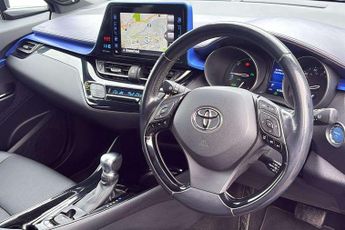 Toyota C-HR 1.8 Hybrid Dynamic 5dr CVT