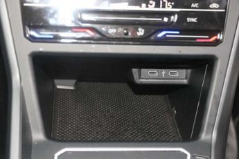 Volkswagen Polo 1.0 TSI R-Line 5dr DSG