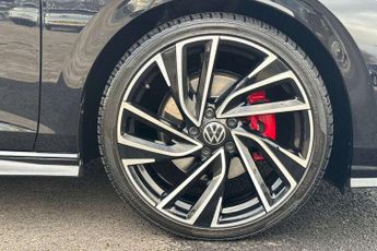 Volkswagen Golf 2.0 TDI 200 GTD 5dr DSG