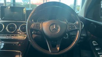 Mercedes-Benz C-Class C220d SE 4dr 9G-Tronic