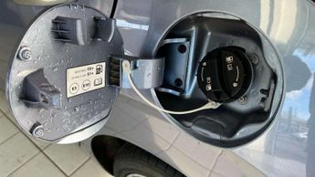 Hyundai i10 1.0 [63] Premium 5dr Auto [Nav]